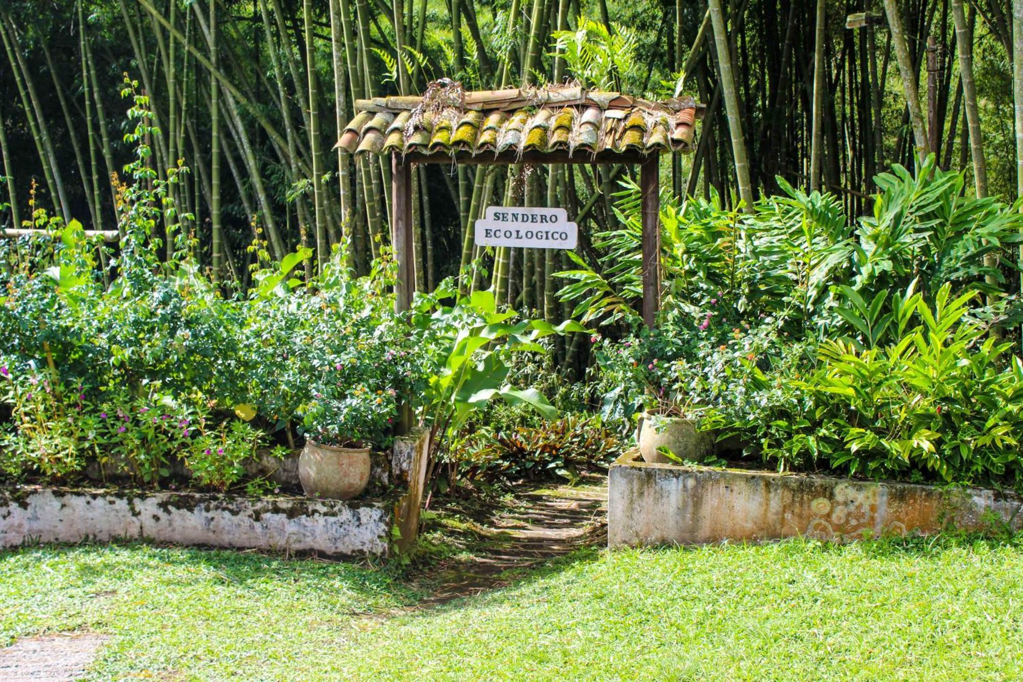 Hotel Campestre La Floresta Puerto Espejo Kültér fotó